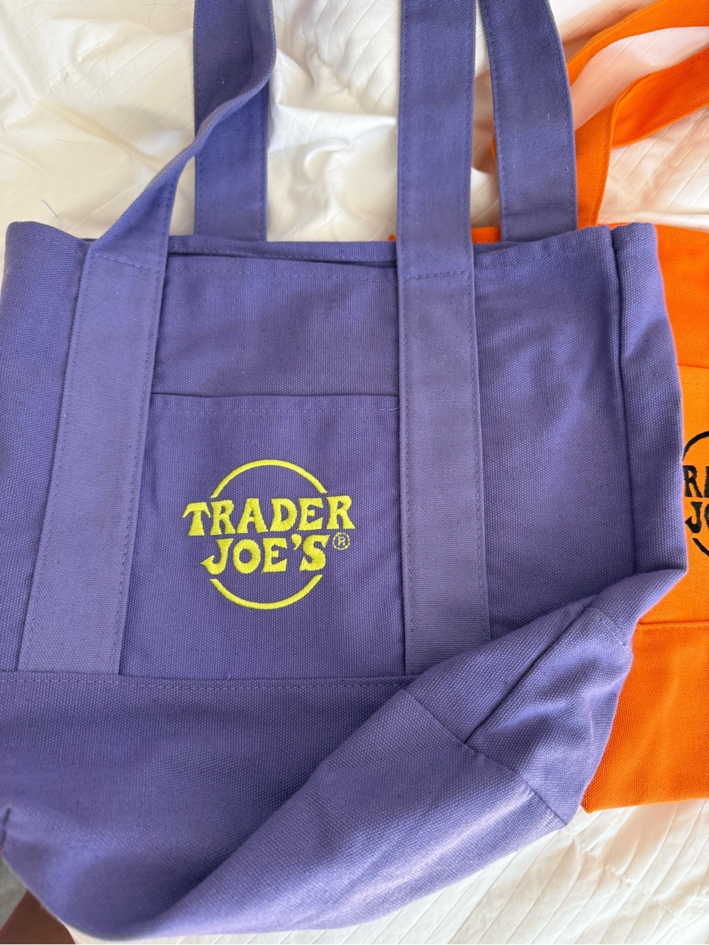 Trader Joe’s mini totes Halloween 🎃 - Picture 2 of 4